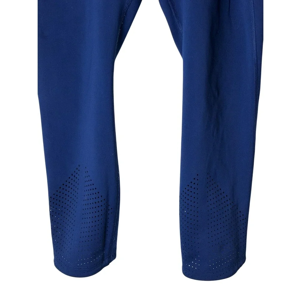 Nike Dri FIT Leggings Women Medium Blue Cropped Laser Cut Pockets‎ Athleisure